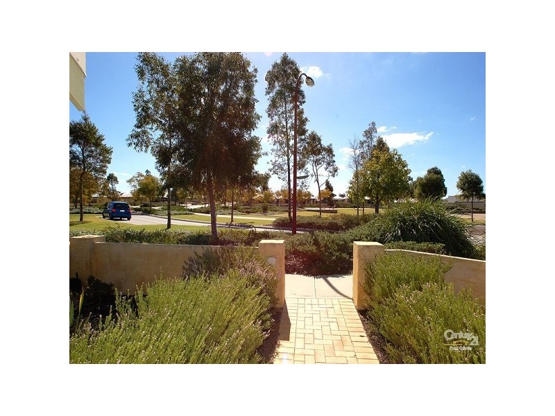 47 Coolamon Blvd, Ellenbrook WA 6069