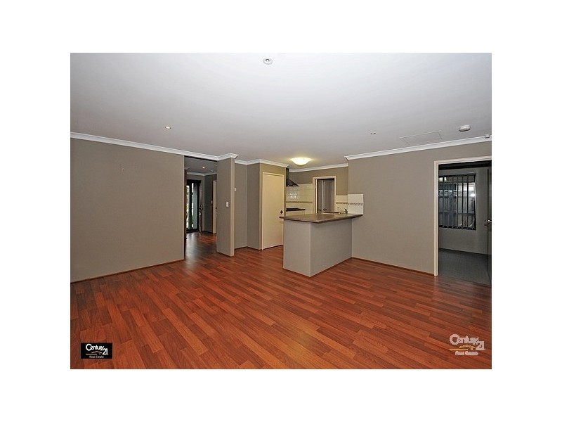 71 Sandown Circle, Henley Brook WA 6055