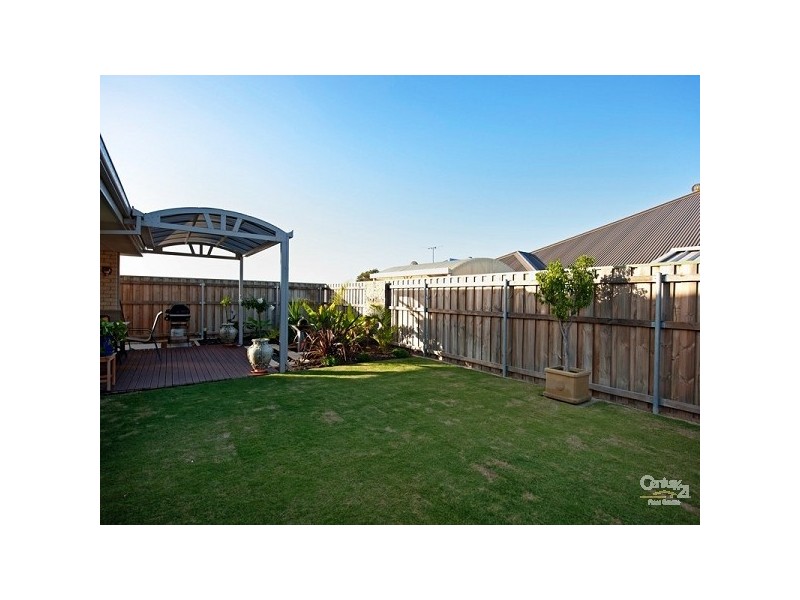 9 Mona Vale Loop, Ellenbrook WA 6069