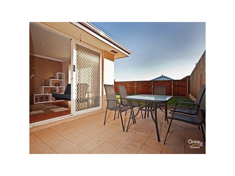 5 Karakin Terrace, Ellenbrook WA 6069
