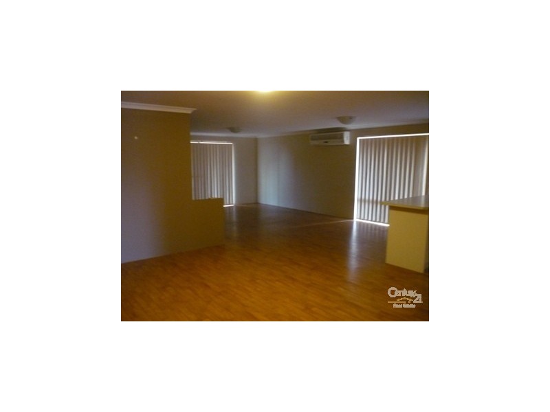 35 Bancombe Crescent, Ellenbrook WA 6069