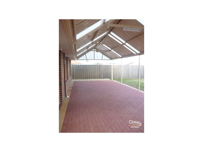 35 Bancombe Crescent, Ellenbrook WA 6069