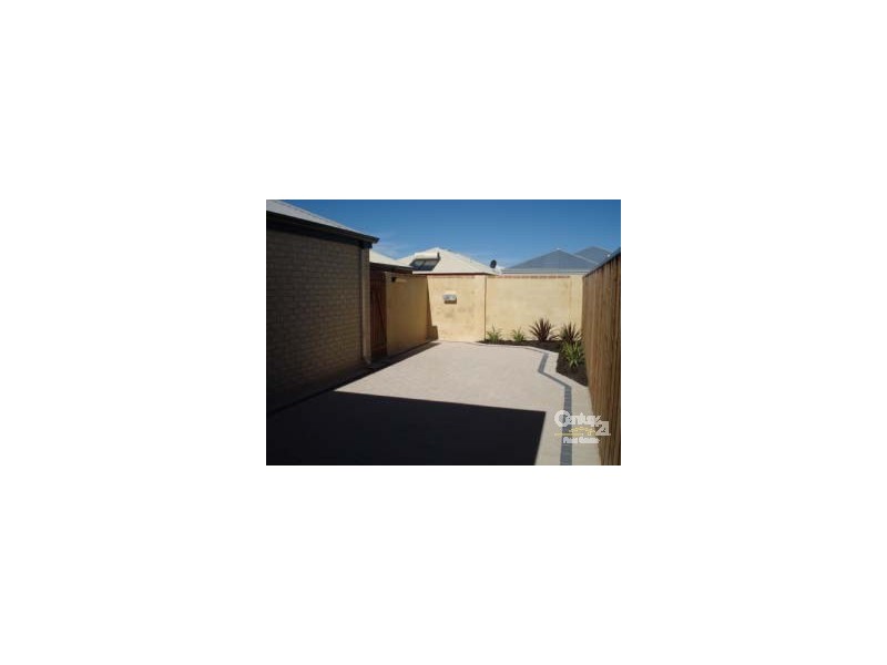 16 Alcala St, Ellenbrook WA 6069