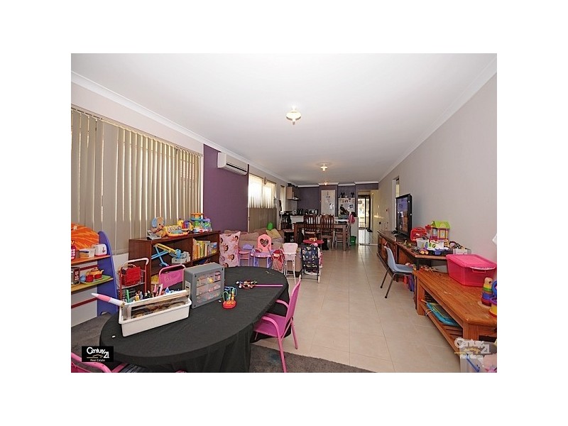 2 Oban Way, Ellenbrook WA 6069