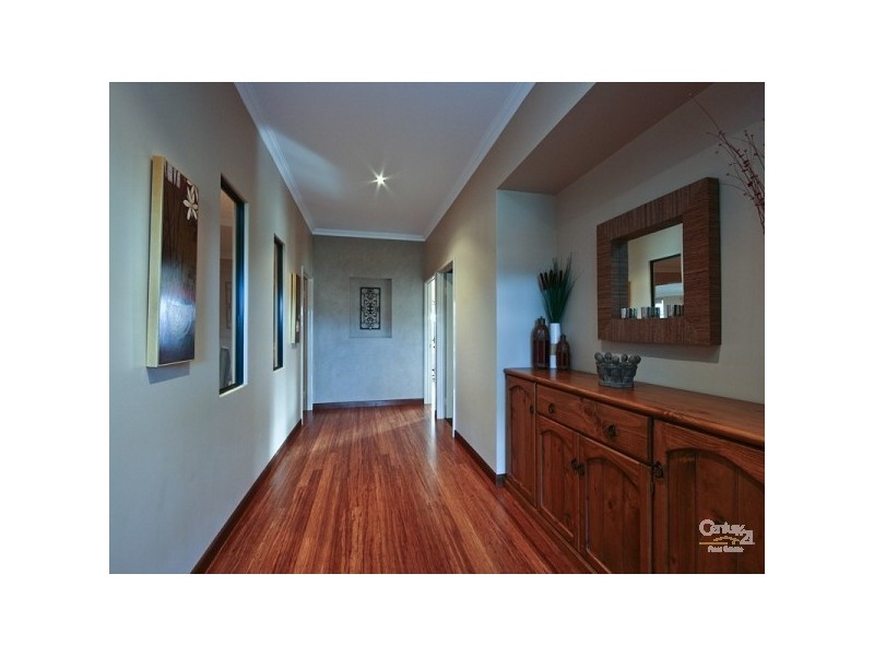 4 Banchory Way, The Vines WA 6069