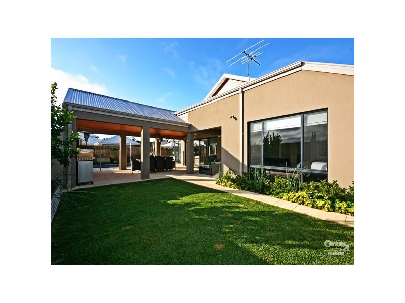 4 Banchory Way, The Vines WA 6069