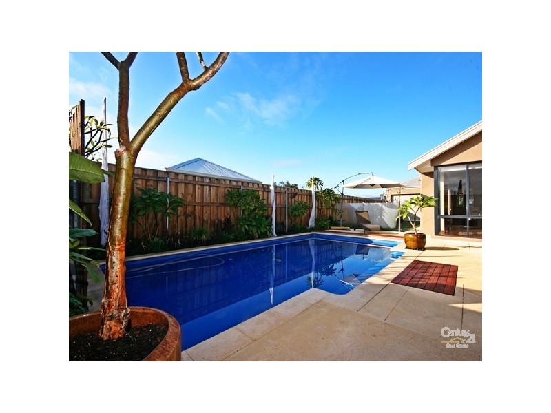 4 Banchory Way, The Vines WA 6069