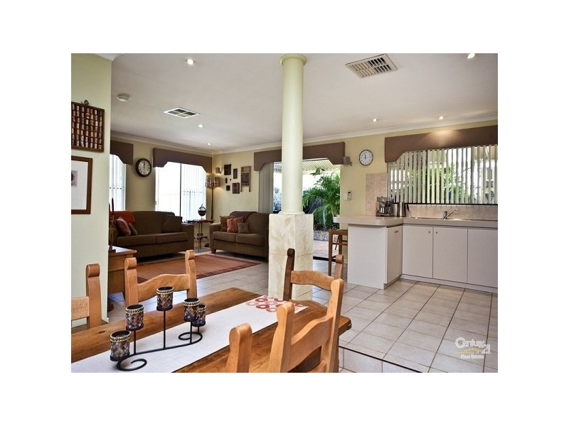 36 Snow Wood Avenue, Ellenbrook WA 6069