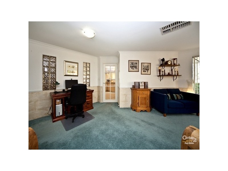 36 Snow Wood Avenue, Ellenbrook WA 6069