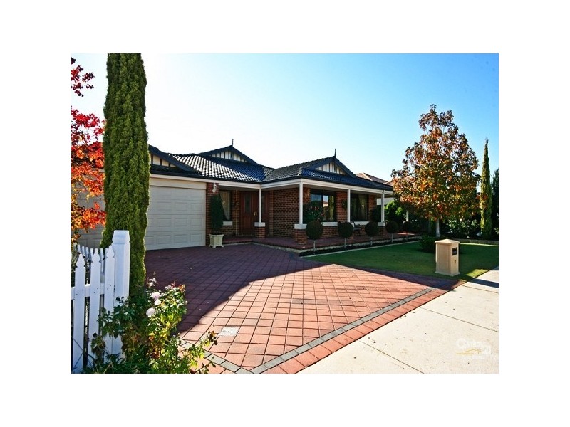 7 Glade Terrace, Ellenbrook WA 6069