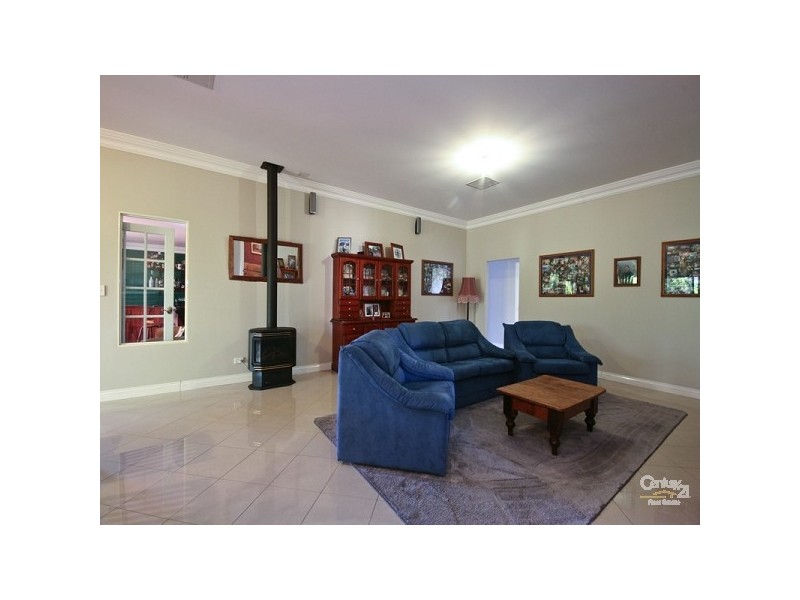 7 Glade Terrace, Ellenbrook WA 6069