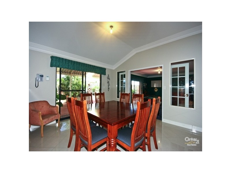 7 Glade Terrace, Ellenbrook WA 6069