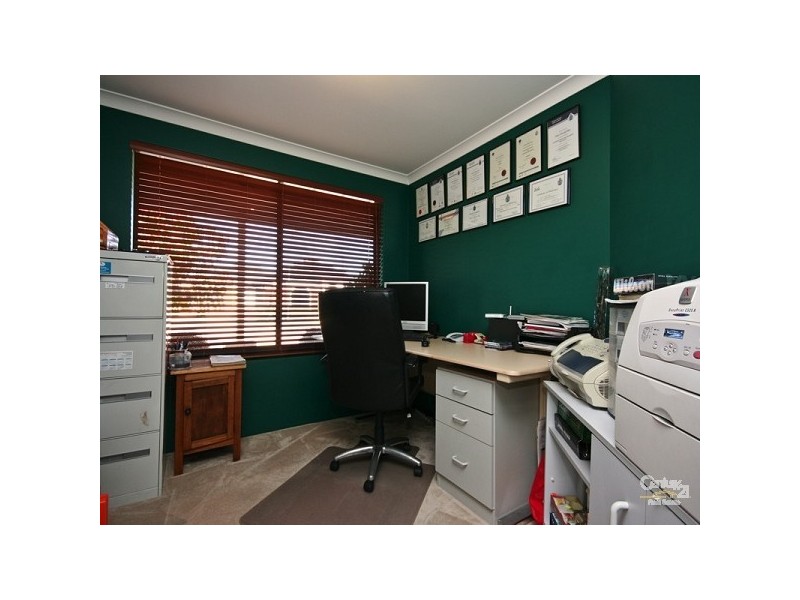 7 Glade Terrace, Ellenbrook WA 6069