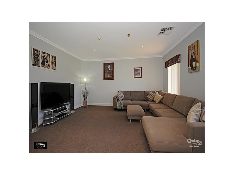 5 Haflinger Drive, Henley Brook WA 6055