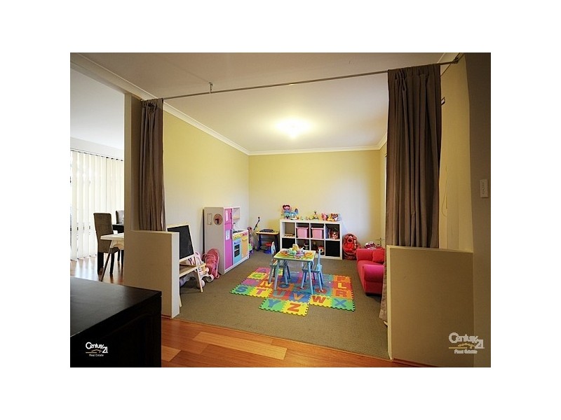 34 Larrawa Circle, Ellenbrook WA 6069