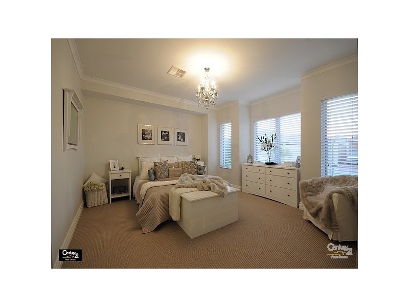 11 Banchory Way, The Vines WA 6069