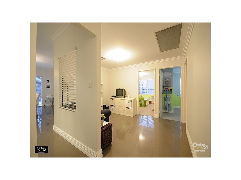 11 Banchory Way, The Vines WA 6069