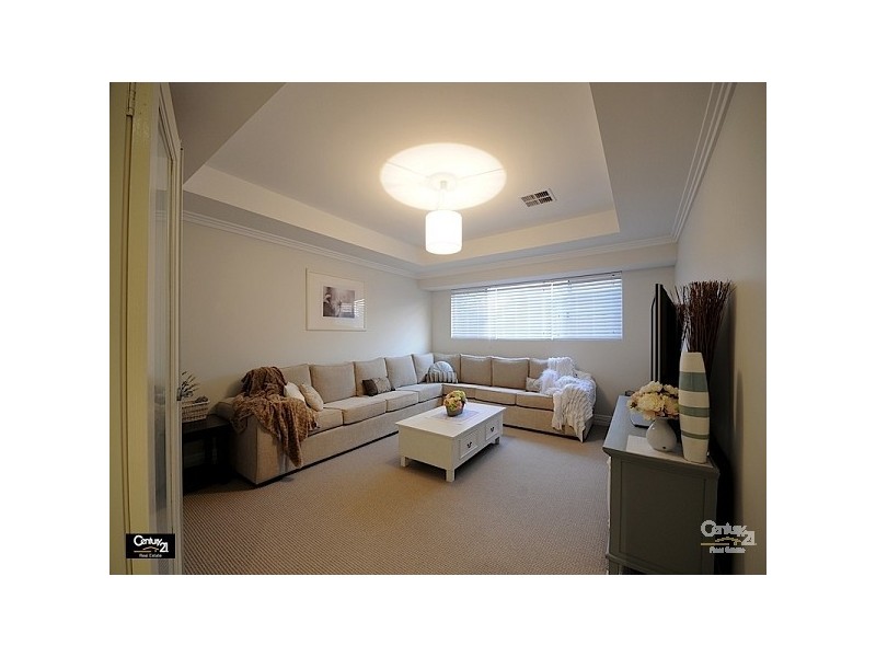 11 Banchory Way, The Vines WA 6069