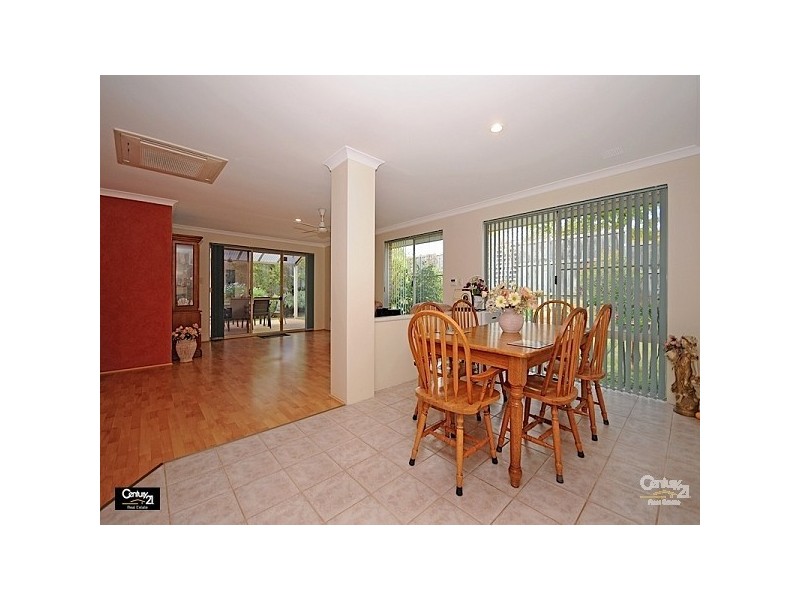 35 Daintree Loop, Ellenbrook WA 6069