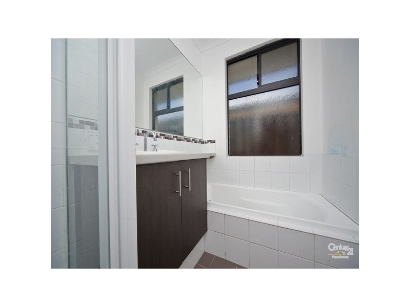 16 Glenallen Way, Ellenbrook WA 6069