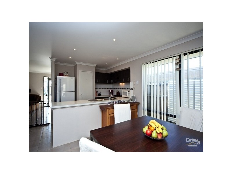 16 Glenallen Way, Ellenbrook WA 6069