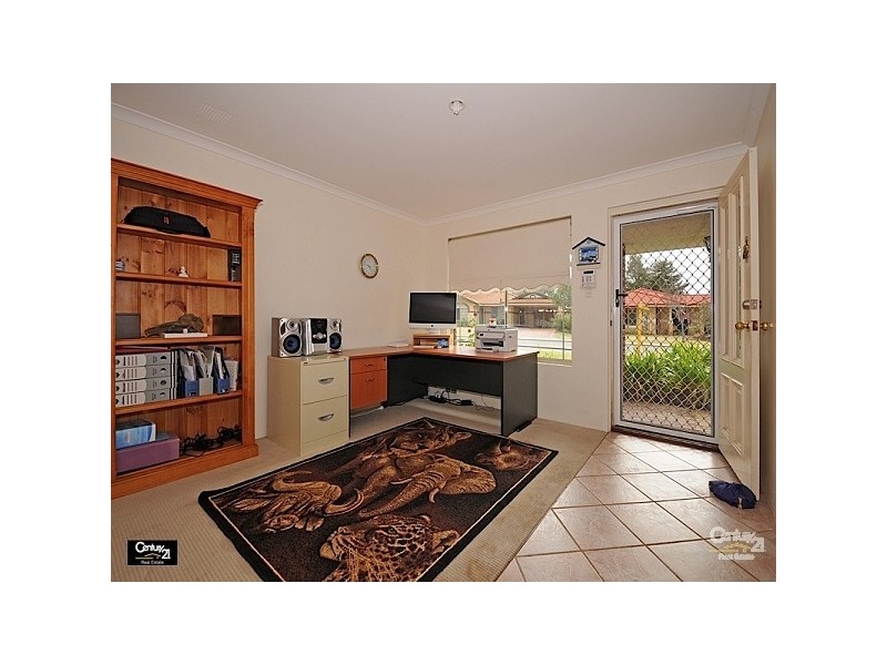 14 Beaufortia Crescent, Ellenbrook WA 6069