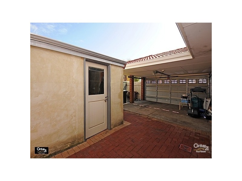 14 Beaufortia Crescent, Ellenbrook WA 6069