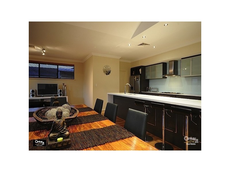 6 Kentchurch Bend, The Vines WA 6069