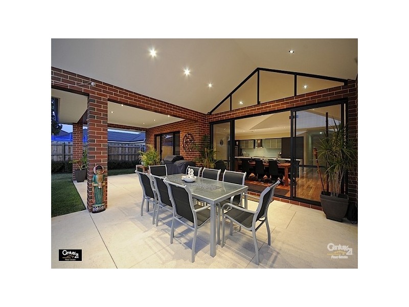 6 Kentchurch Bend, The Vines WA 6069