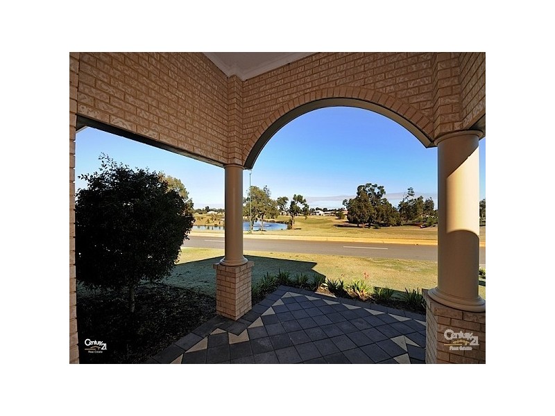 3 Tolladine Vista, The Vines WA 6069