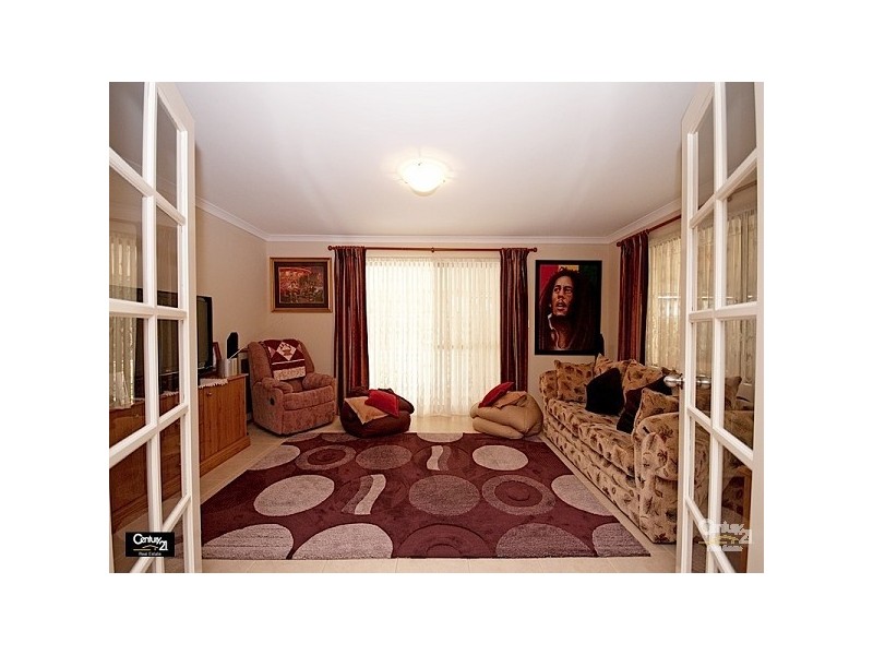 63 Fantail Crescent, Ellenbrook WA 6069