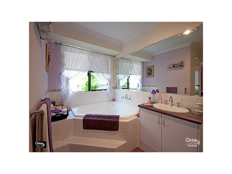 63 Fantail Crescent, Ellenbrook WA 6069