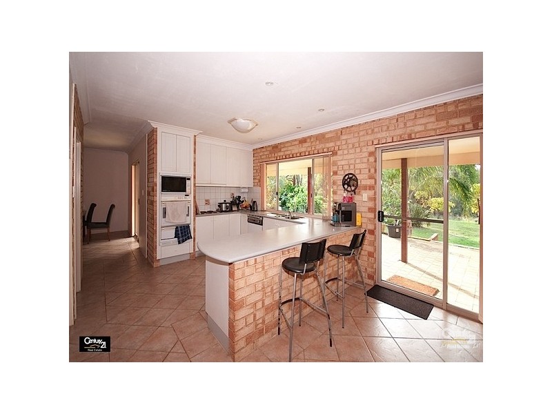 40 Carwood Cres, Henley Brook WA 6055