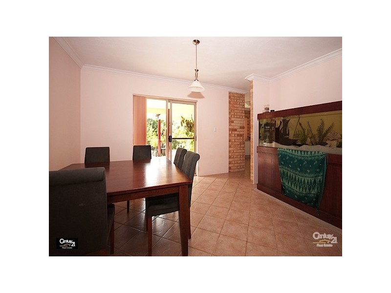 40 Carwood Cres, Henley Brook WA 6055