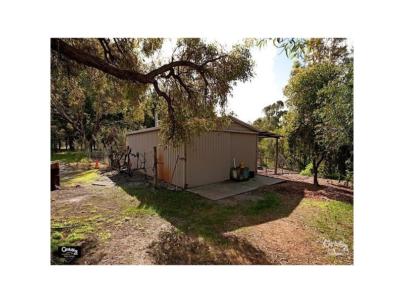 40 Carwood Cres, Henley Brook WA 6055