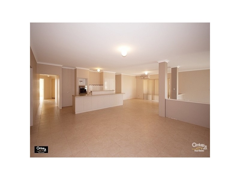 9 Kyneton Pwy, Aveley WA 6069