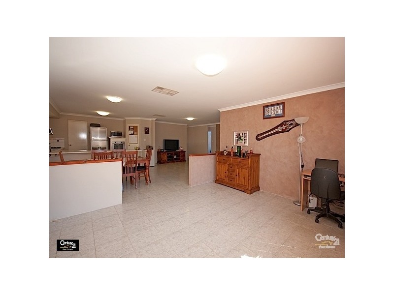 27 Granesse Drive, Ellenbrook WA 6069