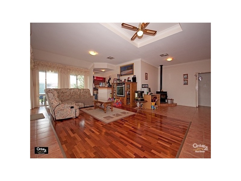 58 Chardonnay Drive, The Vines WA 6069