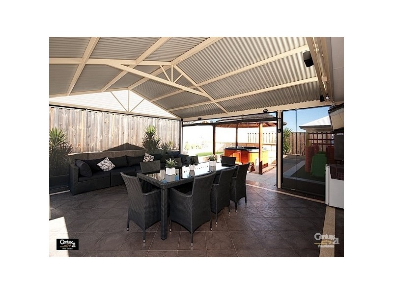 8 Glenallen Way, Ellenbrook WA 6069