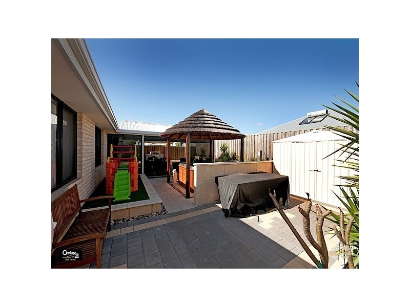 8 Glenallen Way, Ellenbrook WA 6069