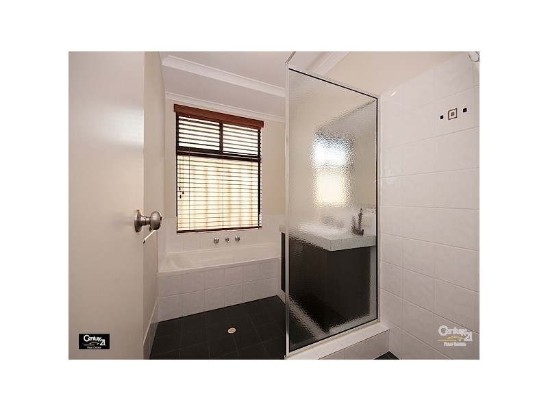 8 Glenallen Way, Ellenbrook WA 6069