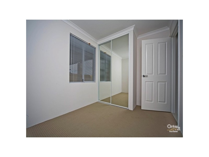 1b Atwick Cross, Ellenbrook WA 6069