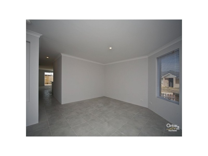 1c Atwick Cross, Ellenbrook WA 6069