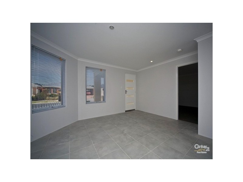 1c Atwick Cross, Ellenbrook WA 6069