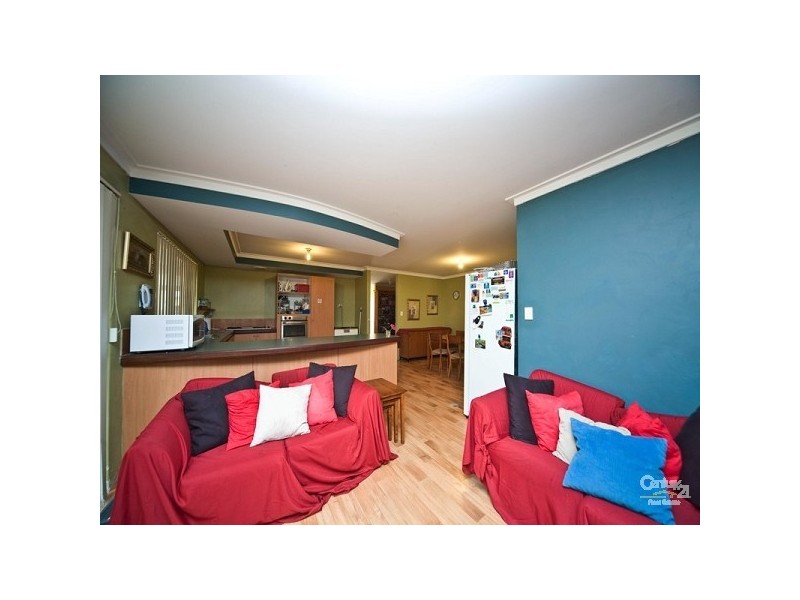 35 Larrawa Circle, Ellenbrook WA 6069