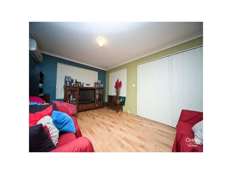 35 Larrawa Circle, Ellenbrook WA 6069