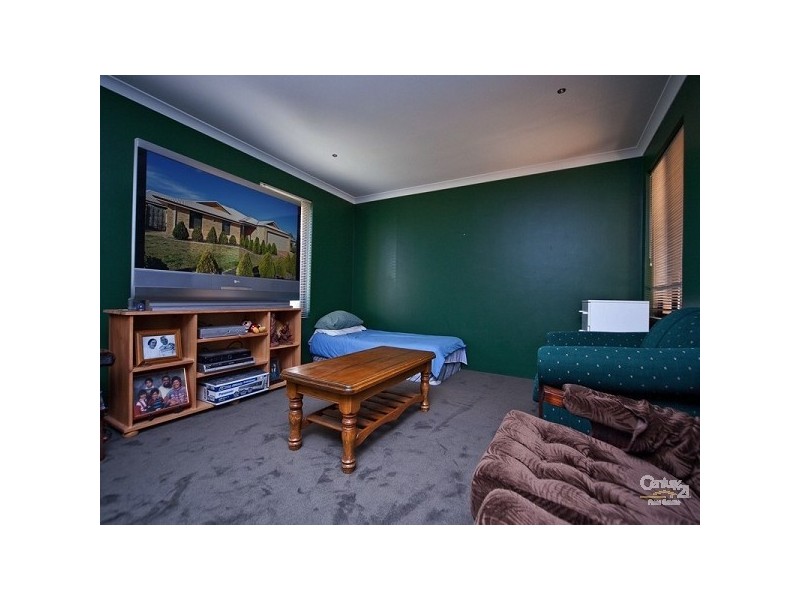 23 Henley Brook Ave, Ellenbrook WA 6069