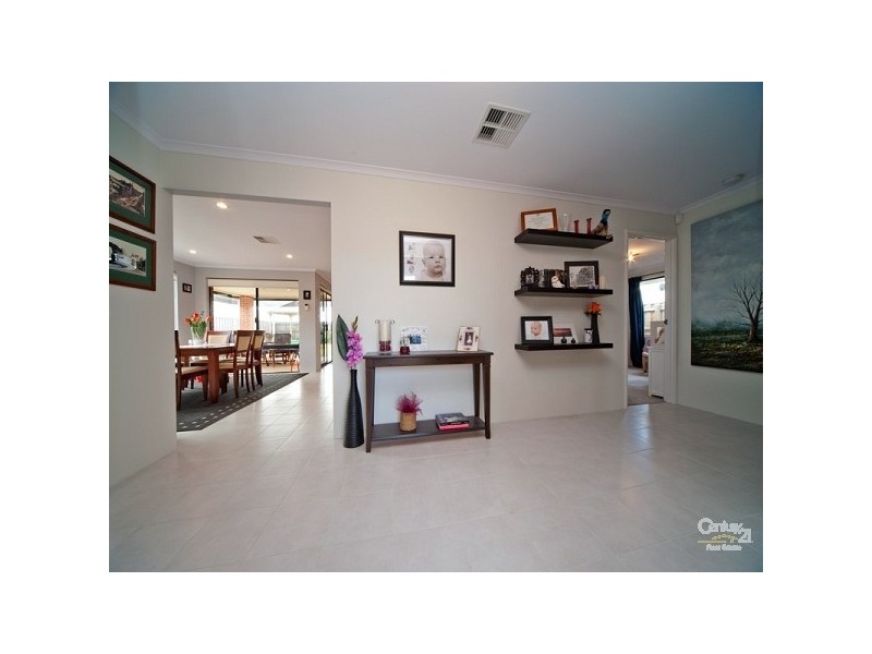 21 Abercrombie Terrace, Ellenbrook WA 6069