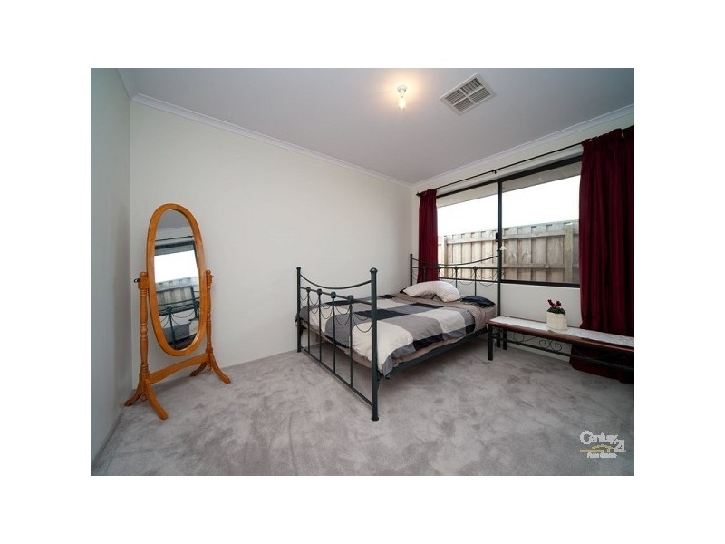 21 Abercrombie Terrace, Ellenbrook WA 6069