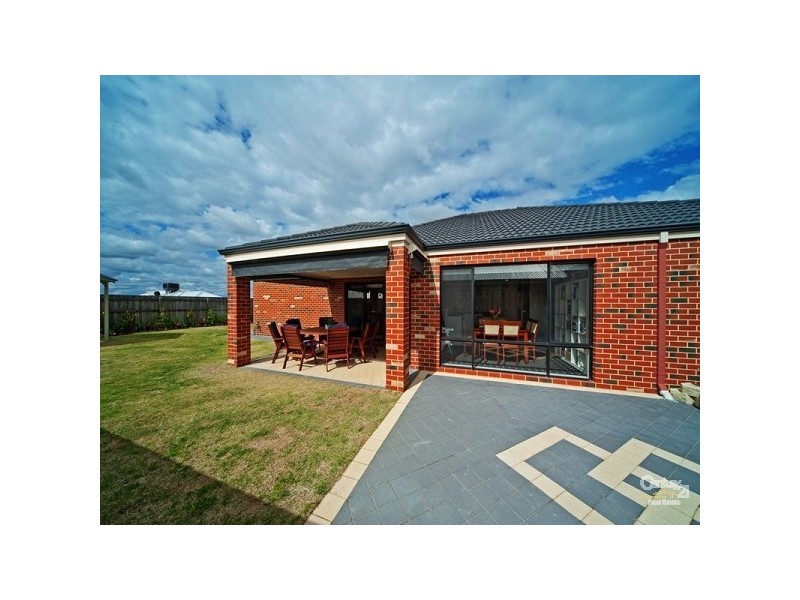 21 Abercrombie Terrace, Ellenbrook WA 6069